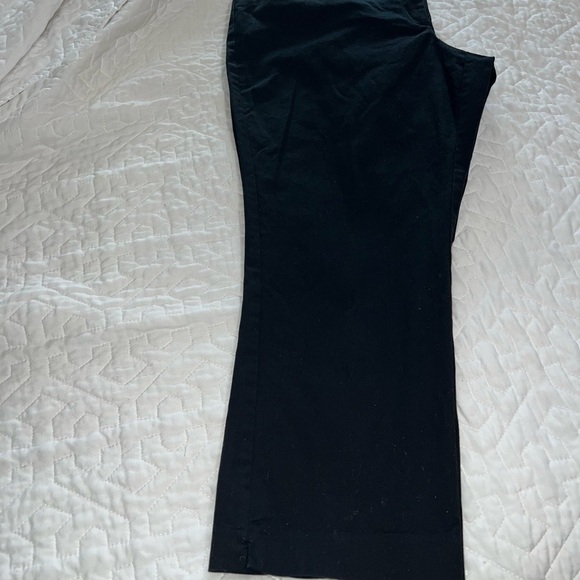 New York &CompanyEXCELLENT CONDITION!Black slacks with fitted waist. Size 14 - Picture 10 of 11